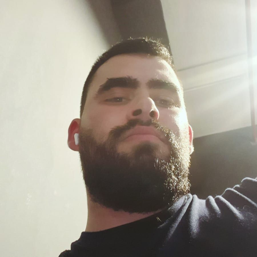 Profil de Costantino
